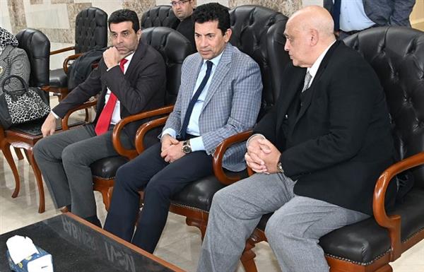 وزير الرياضة يشهد ختام كأس العالم لسلاح الشيش بالعاصمة الإدارية
