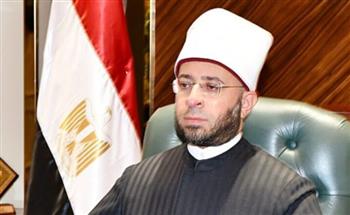   وزير الأوقاف: الشهداء أحياء عند ربهم يرزقون ومآثرهم خالدة في تاريخ الوطن 