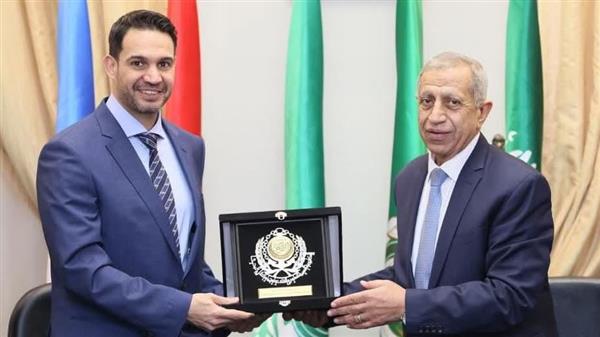 توقيع بروتوكول تعاون بين الأكاديمية العربية و المنطقة الحرة بجليانا