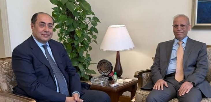 السفير حسام زكى يبحث مع السفير العراقي استعدادت القمة العربية بالعراق