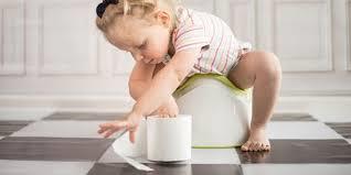   الإسهال عند الأطفال: الأسباب والعلاج من دون مضادات حيوية