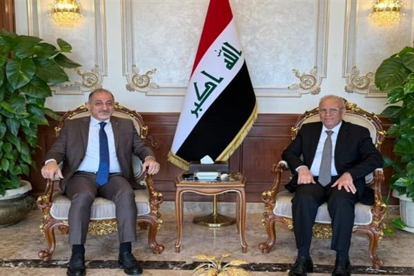 السفير العراقي يستقبل المندوب الدائم لدولة فلسطين.. استعدادا للقمة العربية المقبلة في العراق