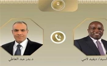   وزير الخارجية يبحث هاتفيًا مع نظيره البريطاني العلاقات الثنائية والأوضاع في المنطقة 