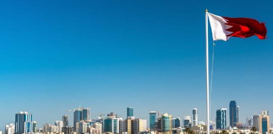 البحرين تبحث تطوير بيئة العمل مع الأمم المتحدة
