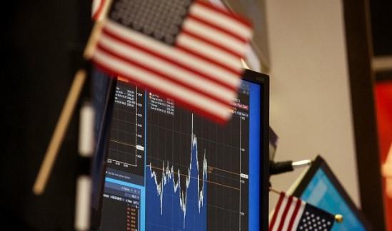 مؤشرات الأسهم الأمريكية تفتتح على انخفاض بسبب استئناف عمليات البيع بعد ارتفاعات تاريخية