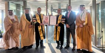   الأكاديمية العربية تمنح  الأمير خالد بن بندر الدكتوراه الفخرية في العلوم الإنسانية 