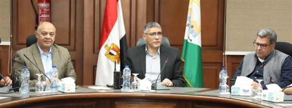 محافظ الجيزة يعتمد التعريفة الجديدة لسيارات السرفيس و النقل الجماعي الداخلية والخارجية