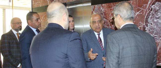 وزير الكهرباء يستعرض استراتيجية الشركة وخطة العمل وتعظيم عوائدها الاقتصادية