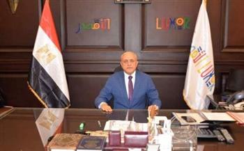   محافظ الأقصر يعتمد تعريفة السيارات العامة الجديدة