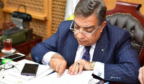 محافظ الدقهلية يوجه بتكثيف الحملات الرقابية على محطات الوقود ومواقف الأجرة