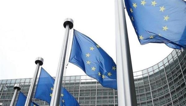 المفوضية الأوروبية ترحب باتفاق جديد نحو تحقيق "صفر انبعاثات" بحلول 2050
