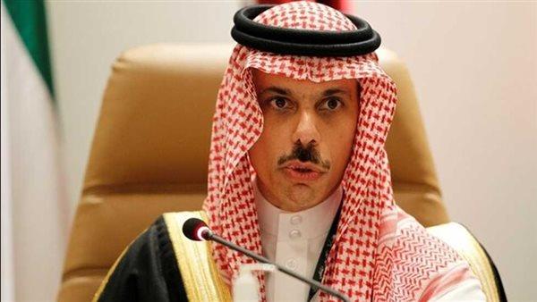 وزير الخارجية السعودي يؤكد ضرورة وقف إطلاق النار في غزة ورفض تهجير الفلسطينيين