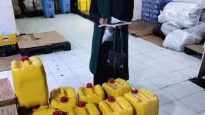 ضبط أكثر من 2 طن زيوت ودقيق وسولار في حملة تموينية بالدقهلية