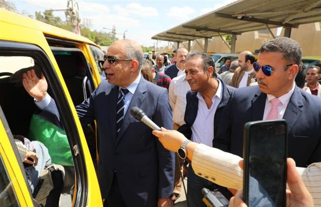 محافظ المنيا يؤكد عدم تلقي أي شكاوى بعد زيادة تعريفة الركوب