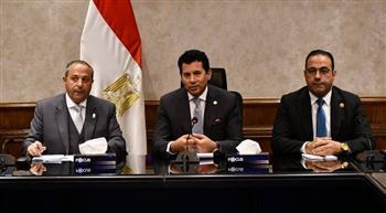 وزير الرياضة يبحث آخر مستجدات أعمال استاد المصري الجديد في بورسعيد
