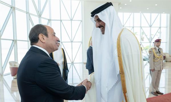 أمير قطر: زيارة الرئيس السيسي للدوحة تمثل تتويجًا للزخم المتنامي في العلاقات الثنائية