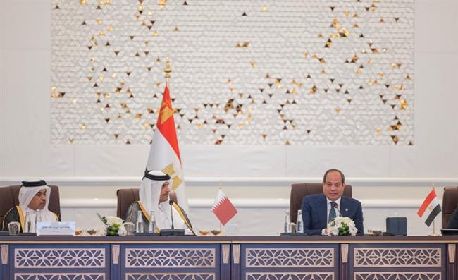 الرئيس السيسي وأمير قطر يؤكدان ضرورة دعم الخطة العربية لإعادة إعمار غزة
