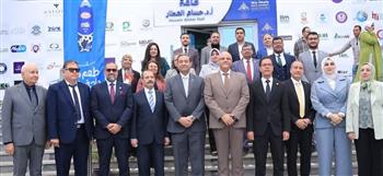   محافظا القليوبية ودمياط ورئيس جامعة بنها يفتتحون ملتقى التوظيف والتطوير المهني الأول بالجامعة