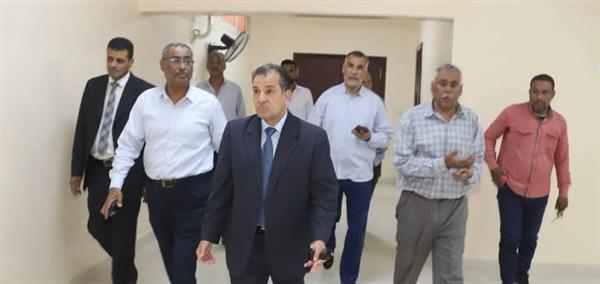 رئيس جامعة جنوب الوادي يتفقد الموقع المقترح لإنشاء مركز الشهادات الثبوتية