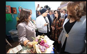   أمل عمار تشارك فى افتتاح معرض ديارنا للحرف اليدوية والتراثية بالمتحف الزراعى