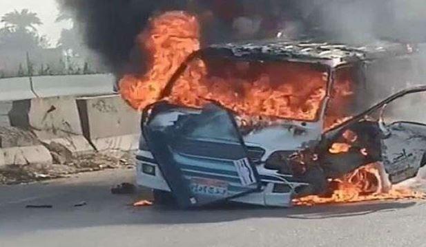 ماس كهربى يتسبب فى تفحم ميكروباص دون وقوع إصابات بطنطا