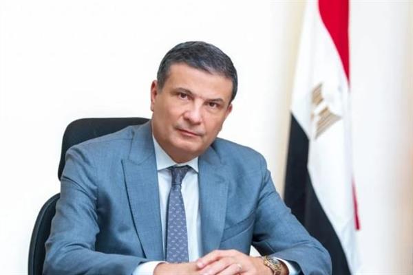 وزير الزراعة: الحكومة ملتزمة بسداد مستحقات مزارعي القطن خلال أسبوعين