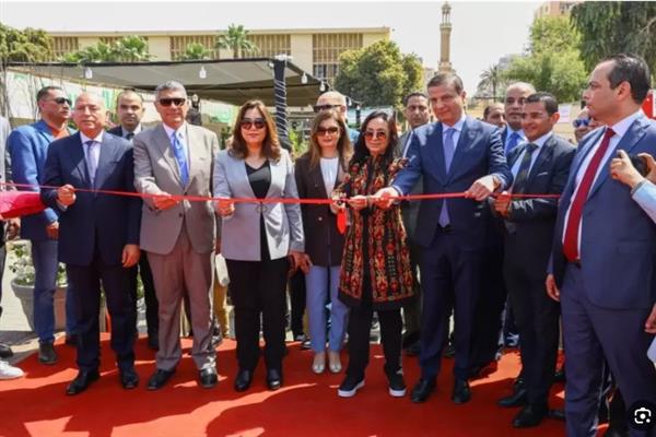 وزراء التضامن والزراعة والتنمية المحلية يفتتحون فعاليات معرض "ديارنا زهور الربيع"