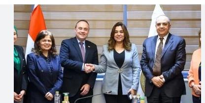 وزيرة التنمية المحلية تبحث مع صندوق الأمم المتحدة للسكان سبل تعزيز التعاون المشترك