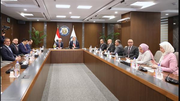 مباحثات مشتركه بين وزير البترول وسفير جمهورية أذربيجان بالقاهرة حول سبل التعاون بينهما