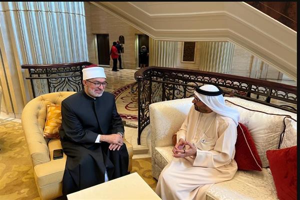 د. عياد يلتقي رئيس المجلس العالمي للمجتمعات المسلمة لبحث سُبل تعزيز التعاون