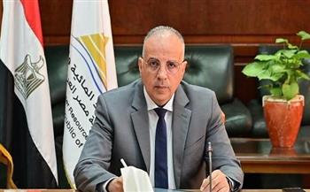   وزير الري يؤكد أهمية سرعة إنهاء كافة أعمال تطهيرات الترع قبل نهاية أبريل الحالي