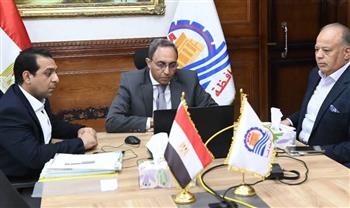   محافظ قنا يوجه رؤساء المراكز بتكثيف التواجد الميداني ورفع كفاءة الخدمات 
