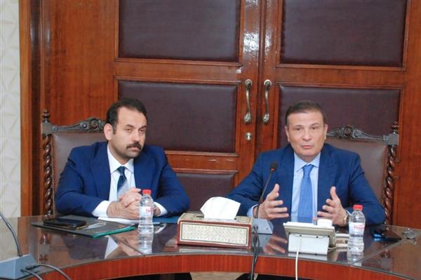 "فاروق والغنام" يبحثان مع التعاونيات تشجيع المزراعين على توريد القمح للدولة