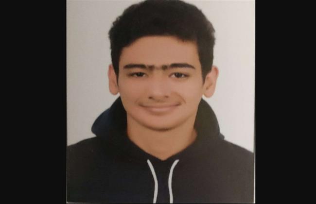 محمد هشام يحصد المركز الأول في الملتقى القمي للطلاب المثاليين بالجامعات المصرية