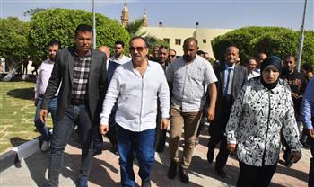   محافظ أسيوط يتفقد التجهيزات النهائية لأعمال تطوير النصب التذكاري لقرية بني عدي