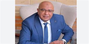 " يوسف" يتفقد مستشفي نجع حمادي العام شمال قنا ويوجه بخصم حافز الإشراف لفريق مكافحة العدوي
