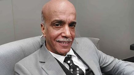 بكلمات مؤثرة سامح حسين ينعي سليمان عيد