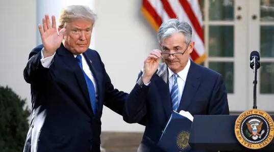 البيت الأبيض: ترامب يدرس إمكانية إقالة رئيس بنك الاحتياطي الفيدرالي