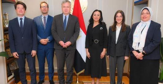 وزيرة التضامن تلتقي السفير الألماني بالقاهرة