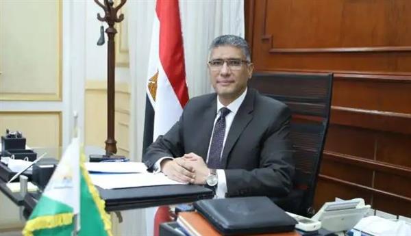 محافظ الجيزة يحدد سعر بيع أسطوانات البوتاجاز المنزلي والتجاري للمنازل والمنشآت شاملا خدمة التوصيل