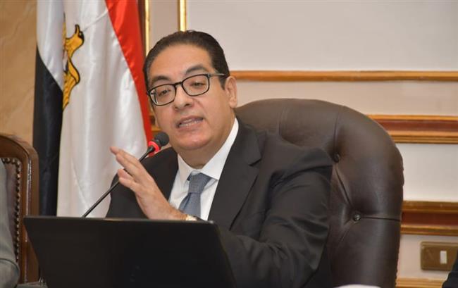 قرارات جديدة لرئيس جامعة القاهرة بتعيين عدد من القيادات الجامعية