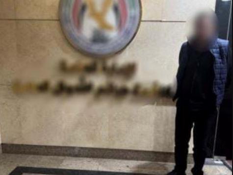 ضبط أحد الأشخاص لقيامه بتزوير المحررات والنصب علي المواطنين