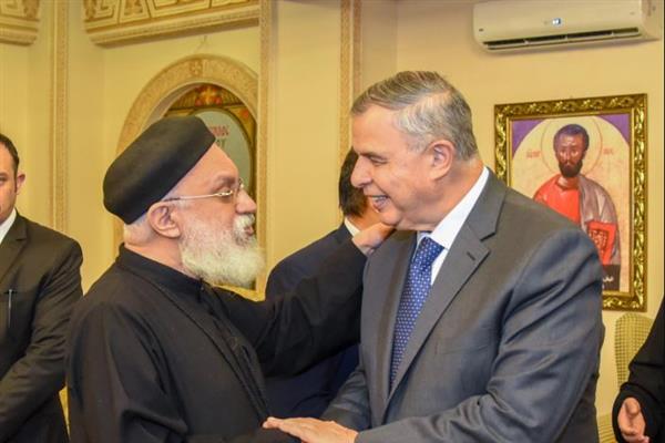 محافظ الإسكندرية يهنئ الإخوة الأقباط بعيد القيامة المجيد وأعياد شم النسيم