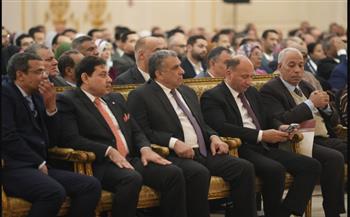   وزير المالية في حوار مفتوح مع القيادات والأعضاء التنفيذيين بالمأموريات الضريبية