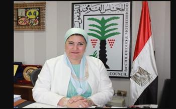   السنباطي تتابع انتظام عمل خط نجدة الطفل خلال أيام عيد الفطر المبارك 