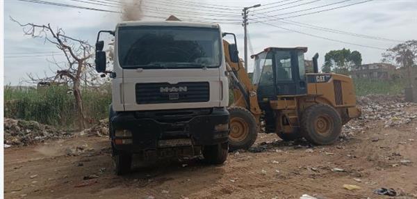 محافظ أسيوط: رفع 520 طن مخلفات بعدة مراكز وأحياء في ثالث أيام العيد