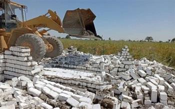   المنيا تواصل حملاتها لإزالة التعديات على الأراضي الزراعية خلال عيد الفطر