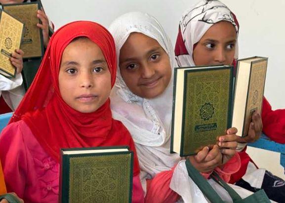 «بيت الزكاة والصدقات» يدعم حفظة القرآن الكريم في القرى الأكثر احتياجًا بمحافظة قنا 
