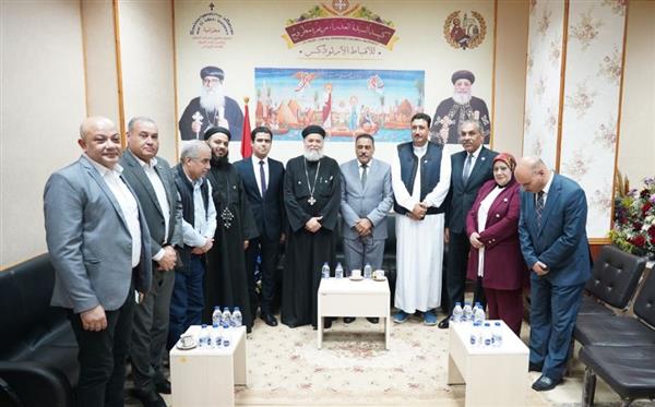 محافظ مطروح يقدم التهنئة للأخوة الأقباط بمناسبة عيد القيامة المجيد