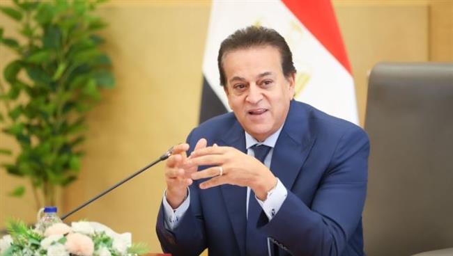 وزير الصحة يوجه بمواصلة العمل على تدريب وتأهيل الفرق الطبية
